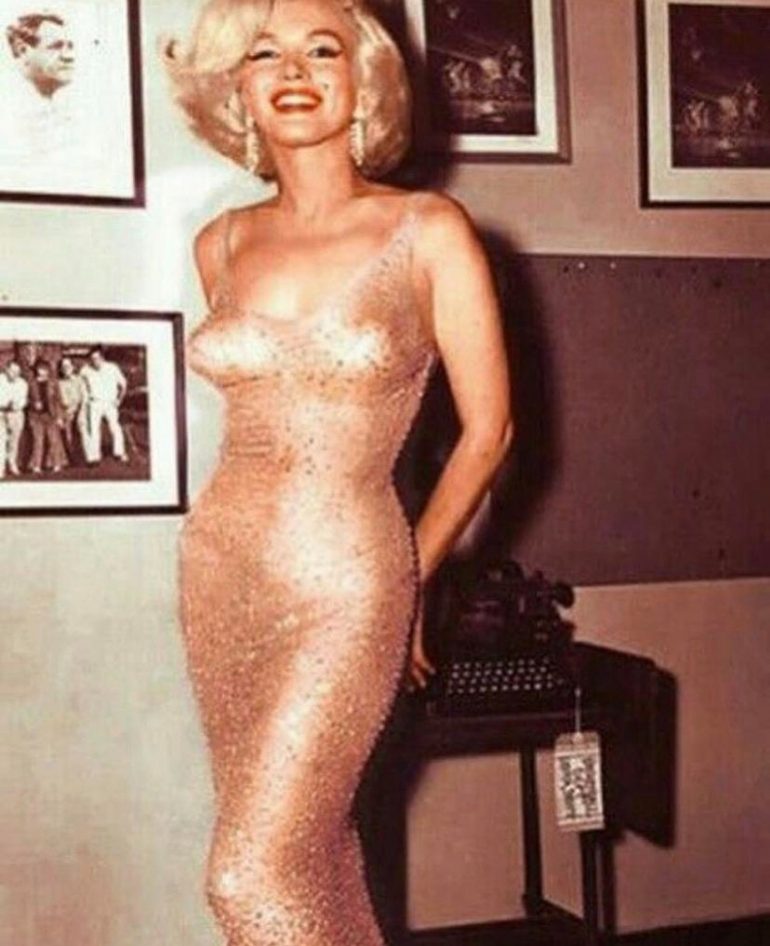 el naked dress de marilyn monroe un momento icónico en la historia