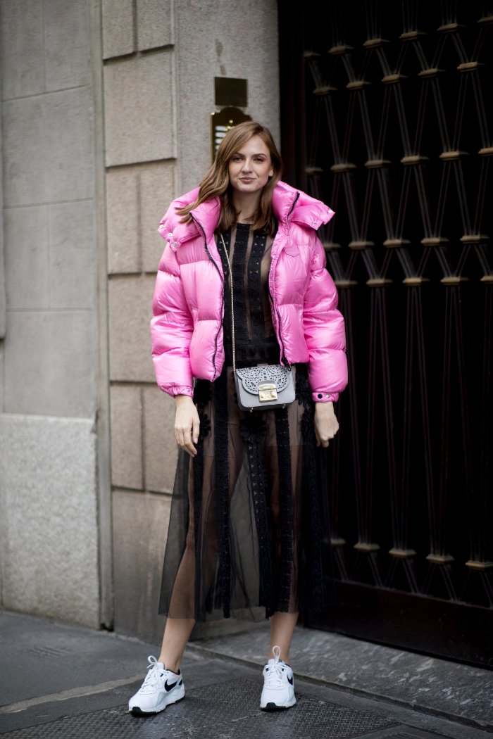 6 trucos que las modelos hacen para lucir outfits espectaculares