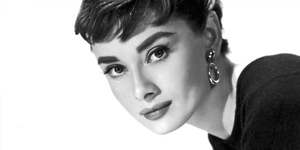 Close up Audrey Hepburn