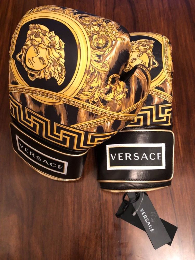 Guantes-Versace