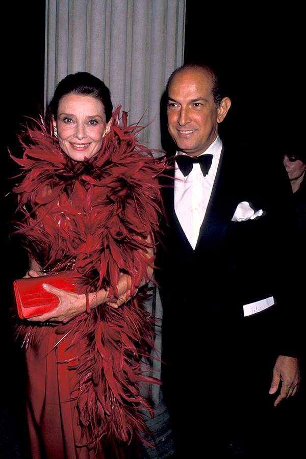 Oscar de la Renta y Audrey Hepburn Foto_Getty Images