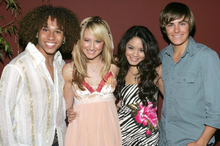 zac efron, high school musical, vanessa hudgens, videoconferencia, reunión,