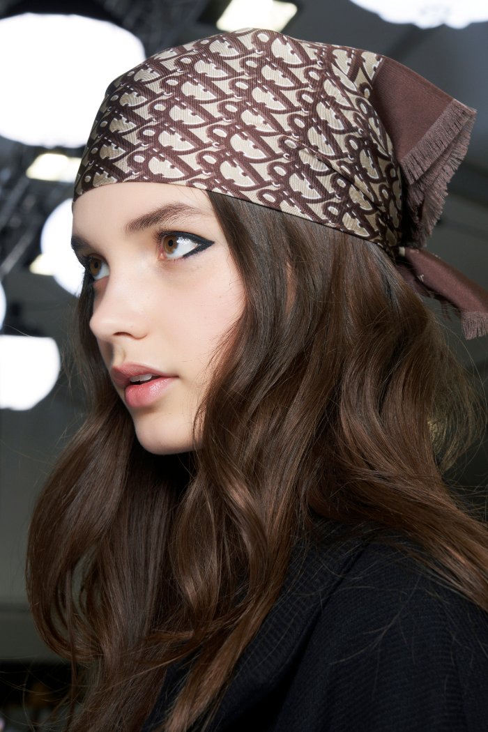 dior, mascada, scarf, Headscarves, tendencias para pelo