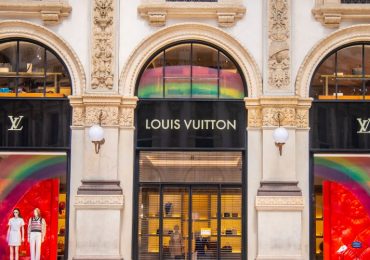 A closed Louis Vuitton store is seen on May 17, 2020 in Milan, Italy. Italy was the first country to impose a nationwide lockdown to stem the transmission of the Coronavirus (Covid-19), and its restaurants, theaters and many other businesses remain closed. (Photo by Francesco Prandoni/Getty Images)