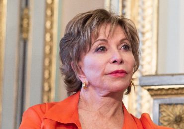 Entrevista, Isabel Allende, El mundo que viene según Isabel Allende