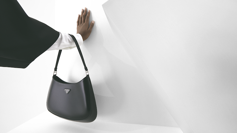 Cómo hacer un armario minimalista bag