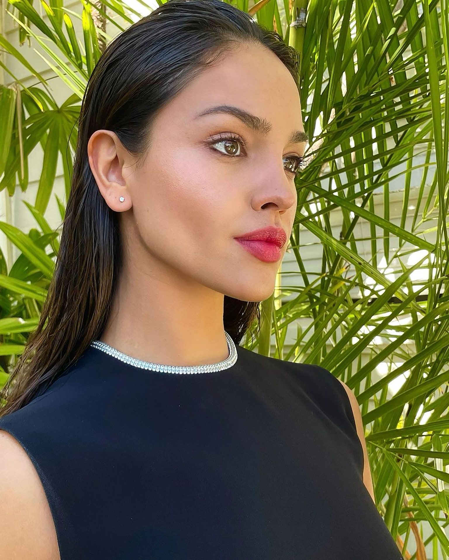 Looks de los Golden Globes Eiza González