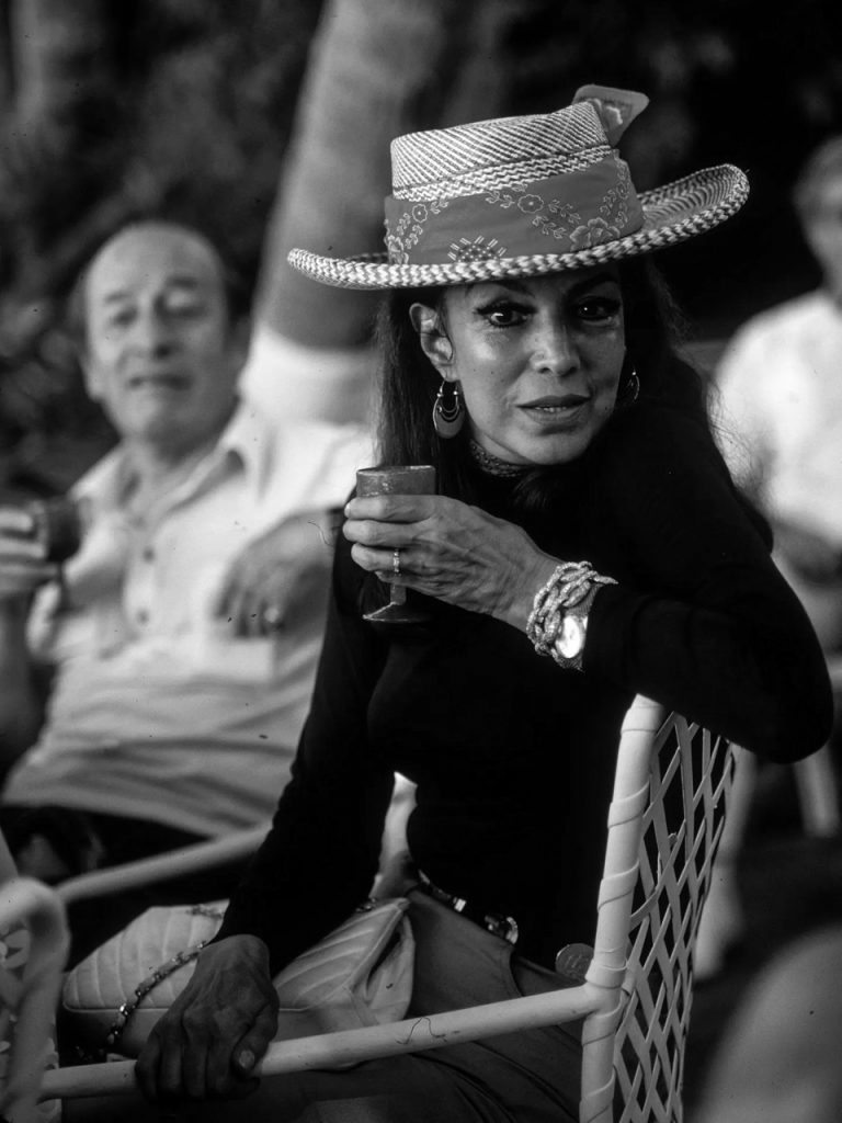 maría félix looks