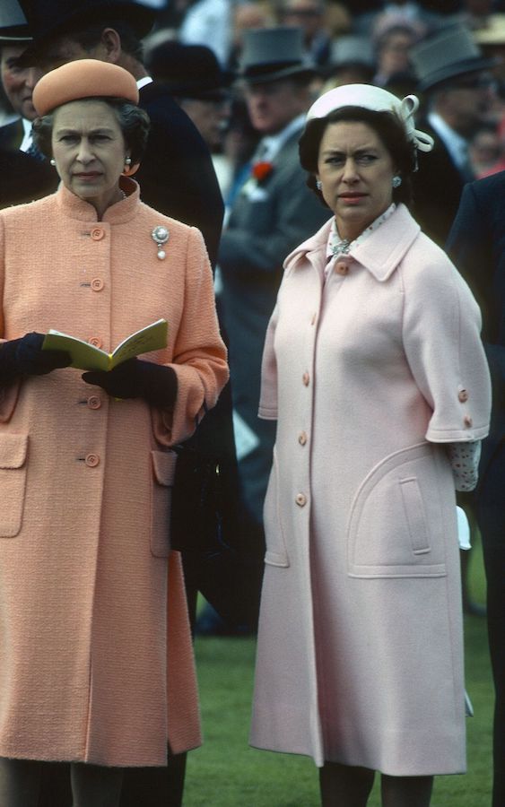 Isabel II Princesa Margarita coats