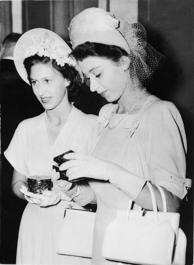Isabel II Princesa Margarita vestidos