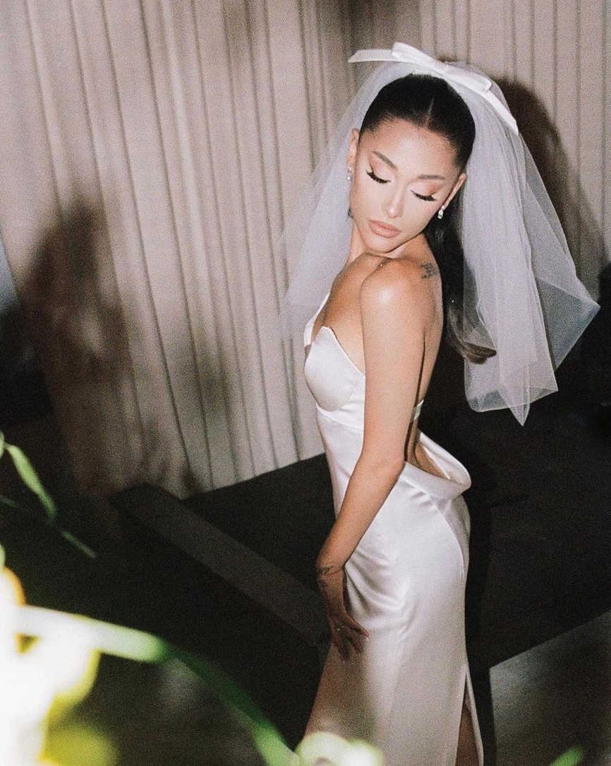 Ariana Grande.