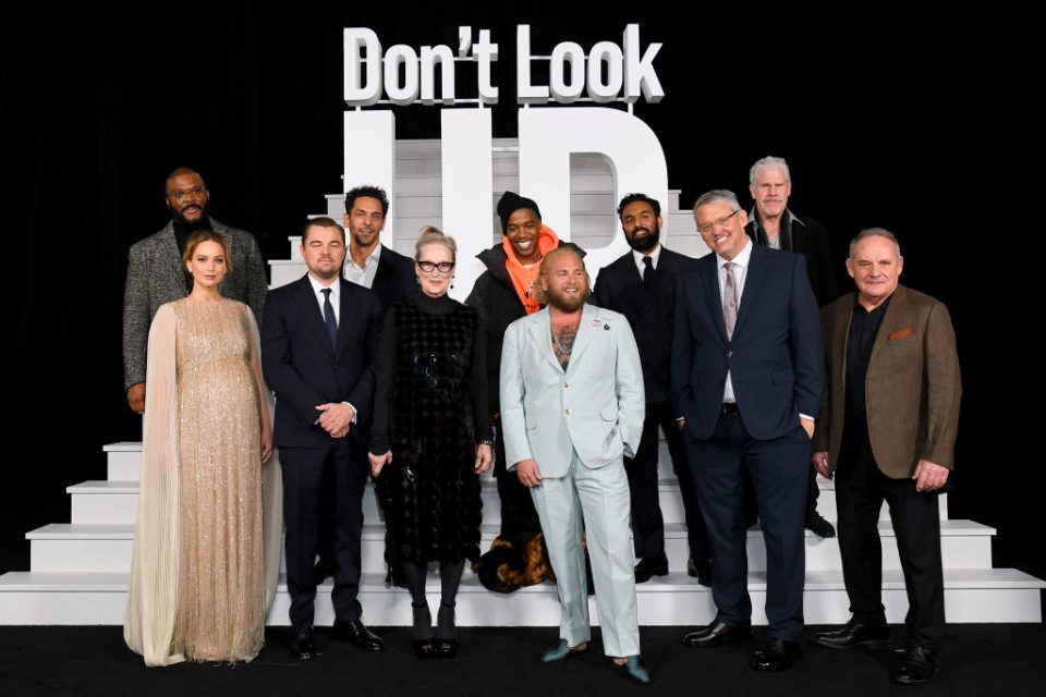 Jennifer Lawrence con el reparto de Don't Look Up