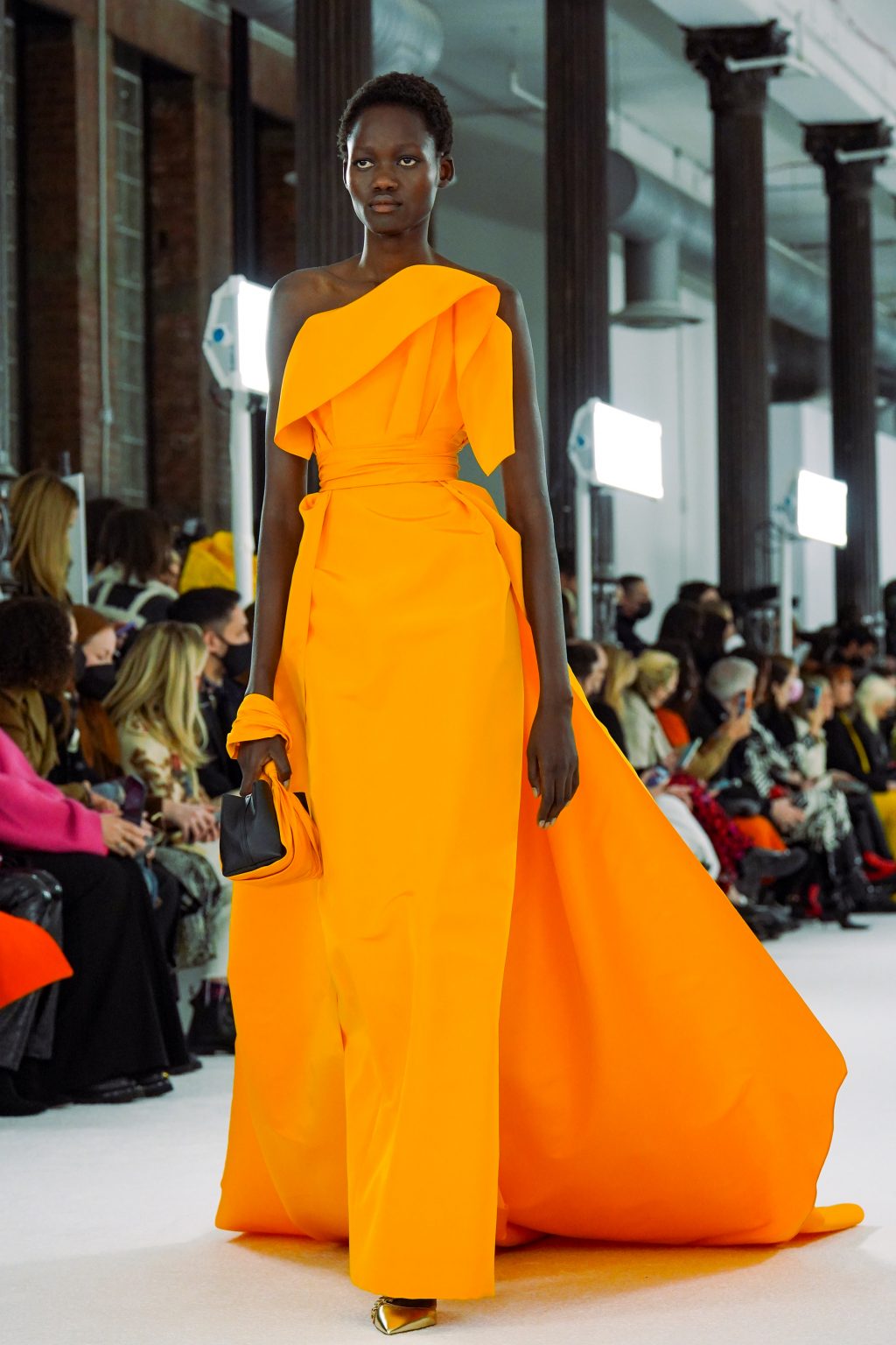 Carolina Herrera presenta su colección Fall/Winter 2022