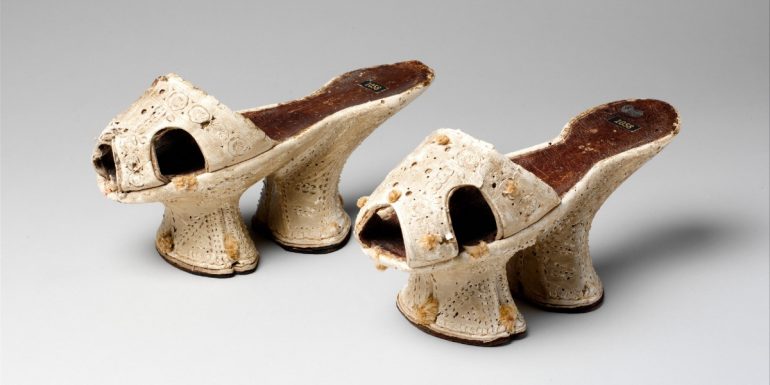 la historia de los zapatos