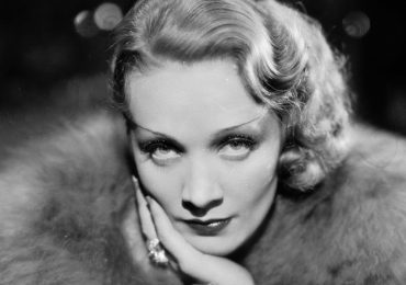 Rosalía y sus cejas a lo Marlene Dietrich