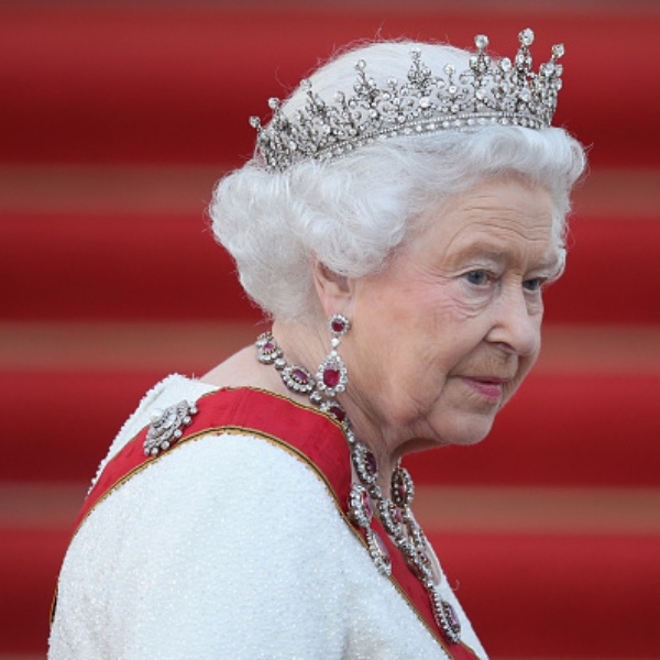 joyas de la reina Isabel II