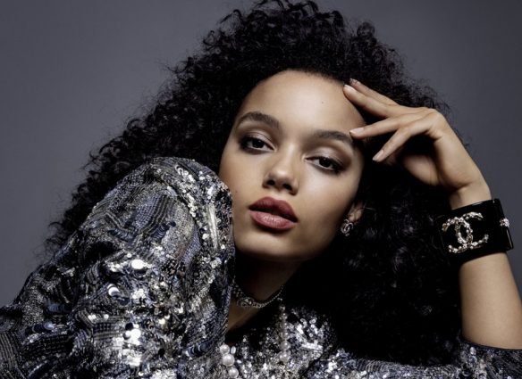 Whitney Peak es el nuevo rostro de la fragancia Coco Mademoiselle